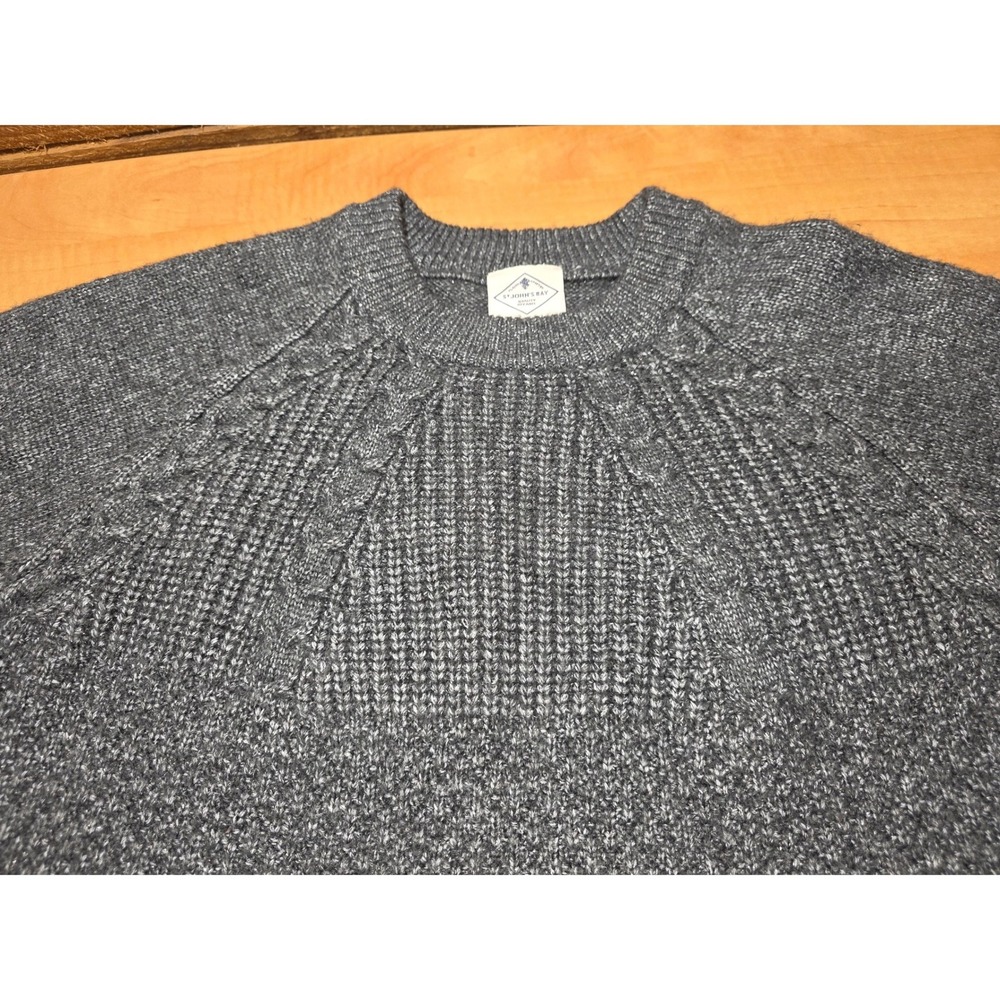 St Johns Bay Womens Gray Metallic Cable Knit Crewneck Sweater Honeycomb Size M - Picture 4 of 6